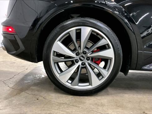 Certified 2021 Audi SQ5 Premium Plus image 12