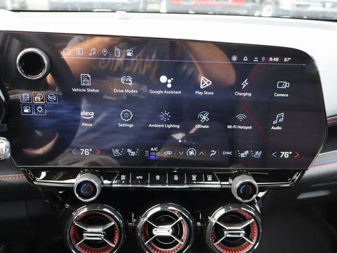 New 2025 Chevrolet Blazer EV RS image 9