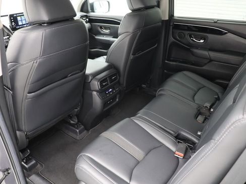 Used 2024 Honda Pilot EX-L image 15