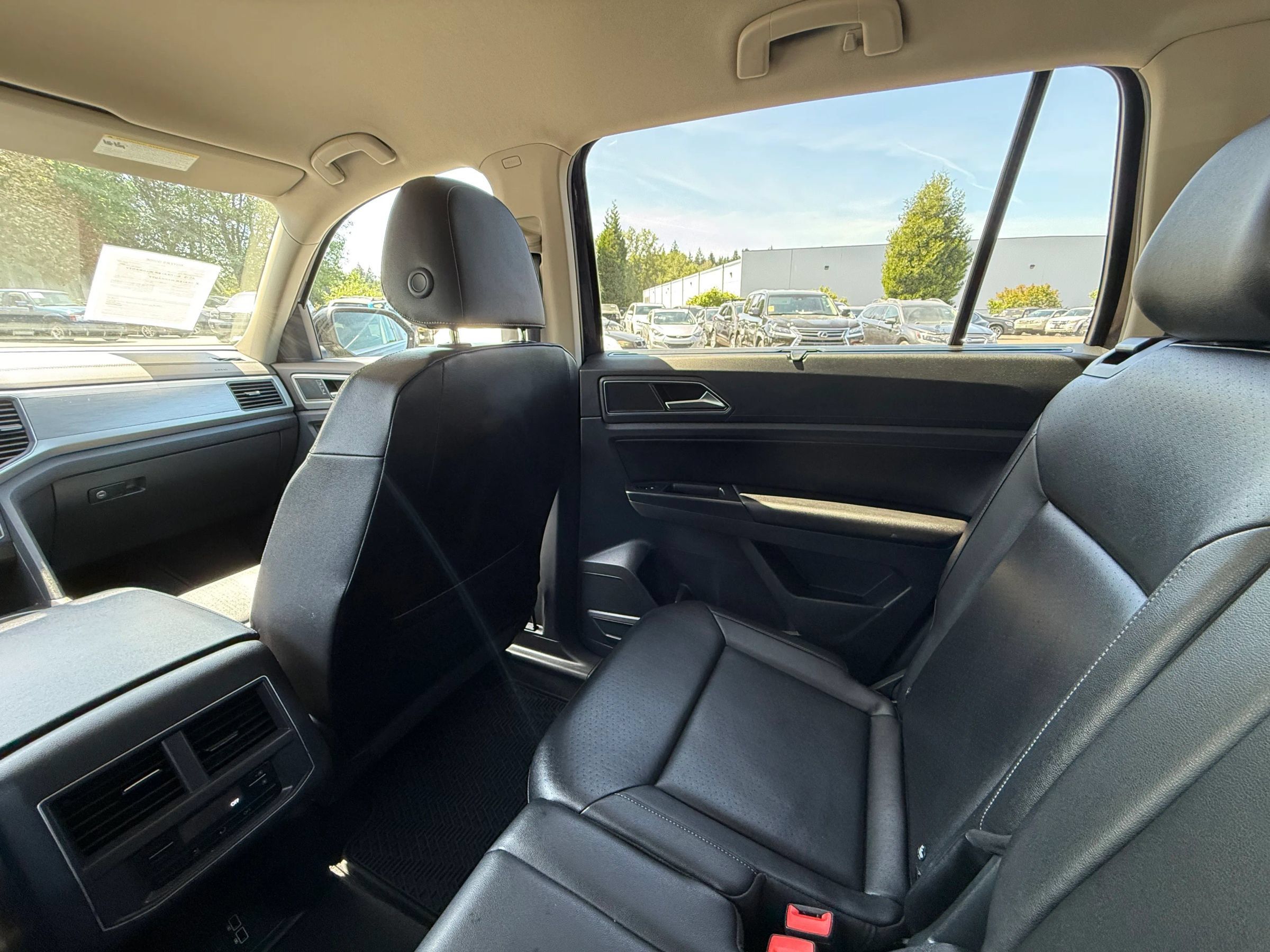 Used 2018 Volkswagen Atlas SE AWD/4WD image 43