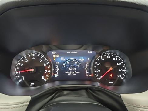 Used 2025 Jeep Compass Limited AWD/4WD image 28