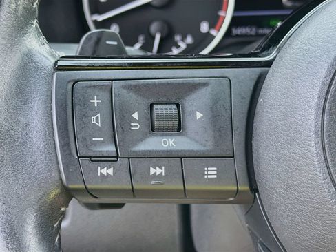 Used 2023 Nissan Rogue SL w/ SL Premium Package FWD image 15