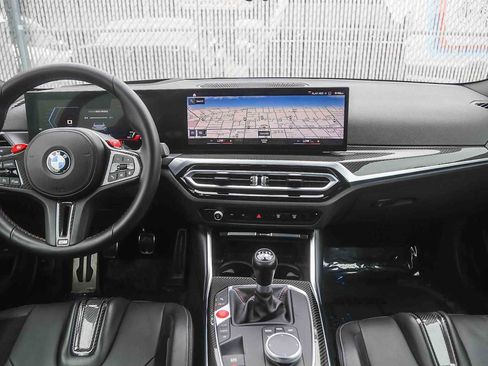 Used 2023 BMW M2 image 9