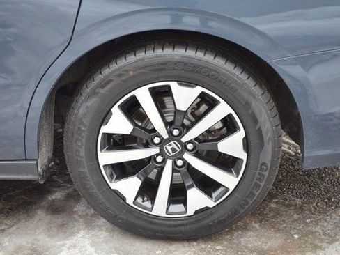 Used 2025 Honda Odyssey EX-L image 12