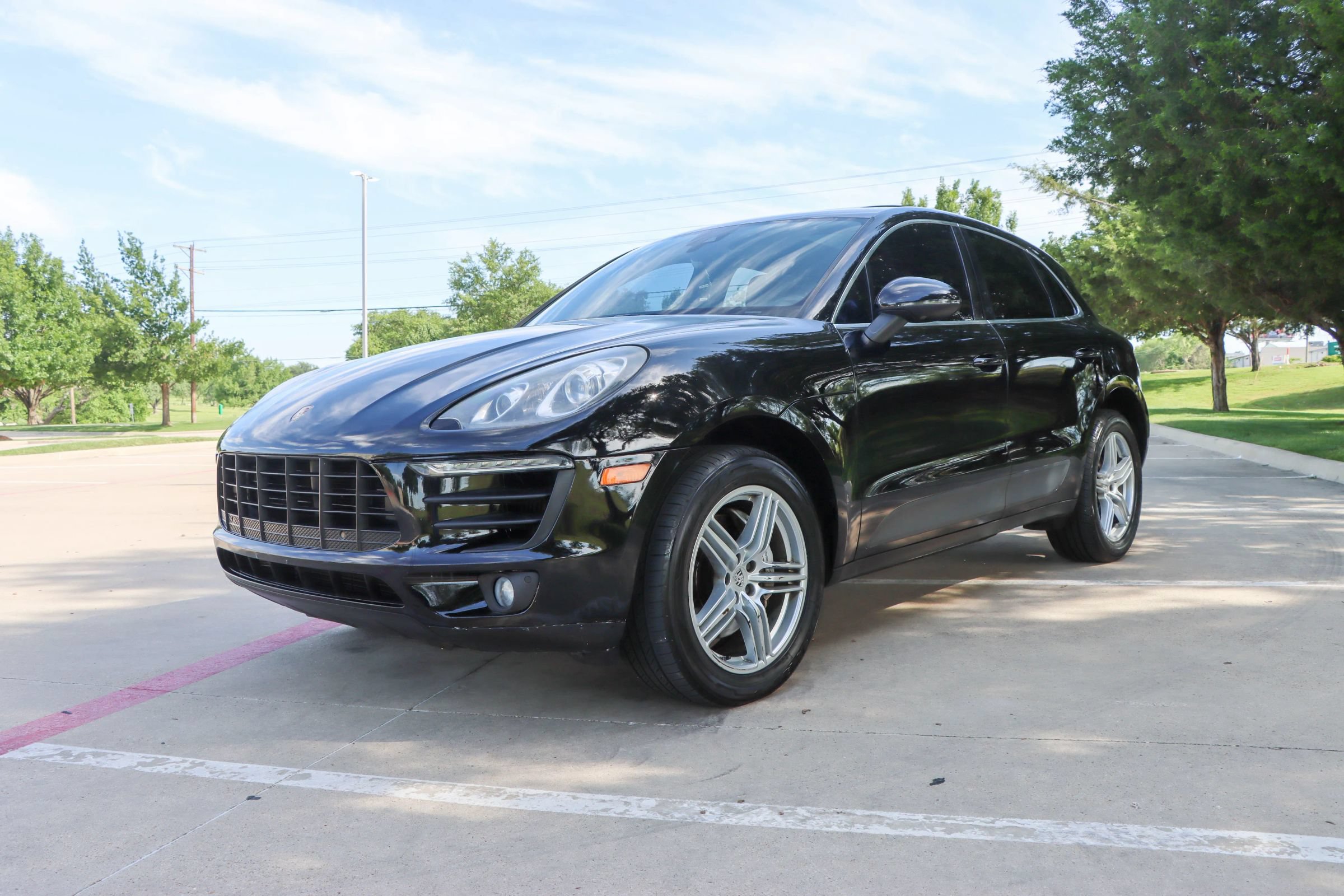 Used 2017 Porsche Macan S AWD/4WD image 3