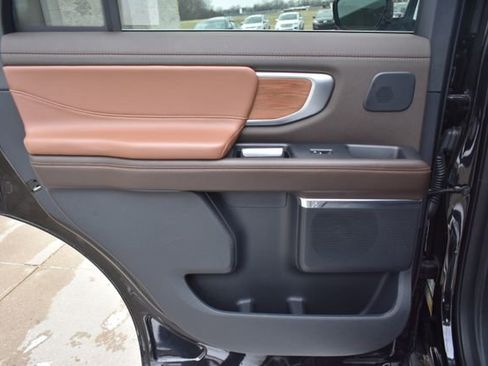 Used 2025 Ford Expedition King Ranch AWD/4WD image 40