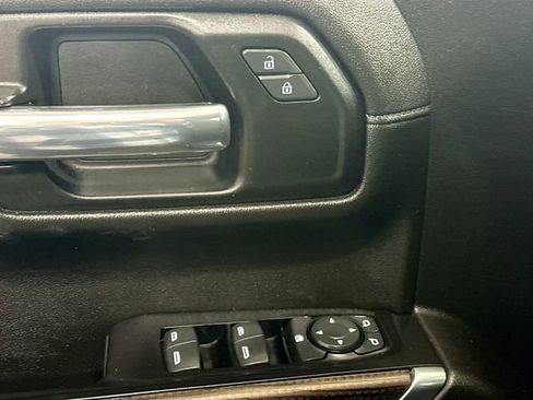 Used 2019 Chevrolet Silverado 1500 LT w/ All-Star Edition image 18