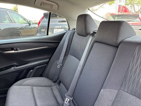 Used 2025 Toyota Camry LE FWD image 39