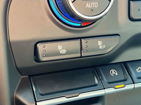 Used 2021 Chevrolet Silverado 1500 LT Trail Boss w/ Bed Protection Package image 19