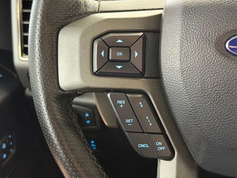 Used 2019 Ford F150 Raptor w/ Equipment Group 802A Luxury AWD/4WD image 17