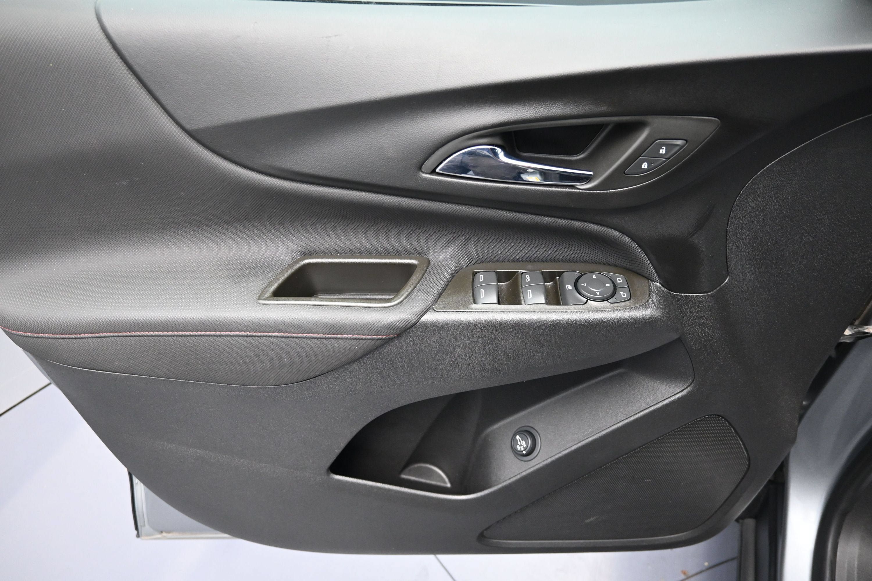 Certified 2023 Chevrolet Equinox RS FWD image 25