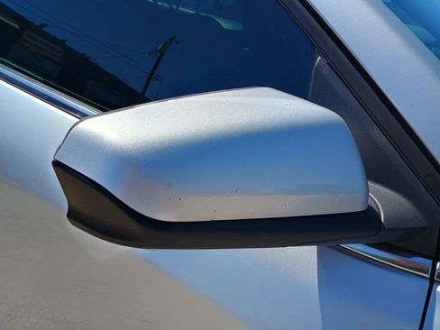 Used 2019 Chevrolet Equinox LT image 8