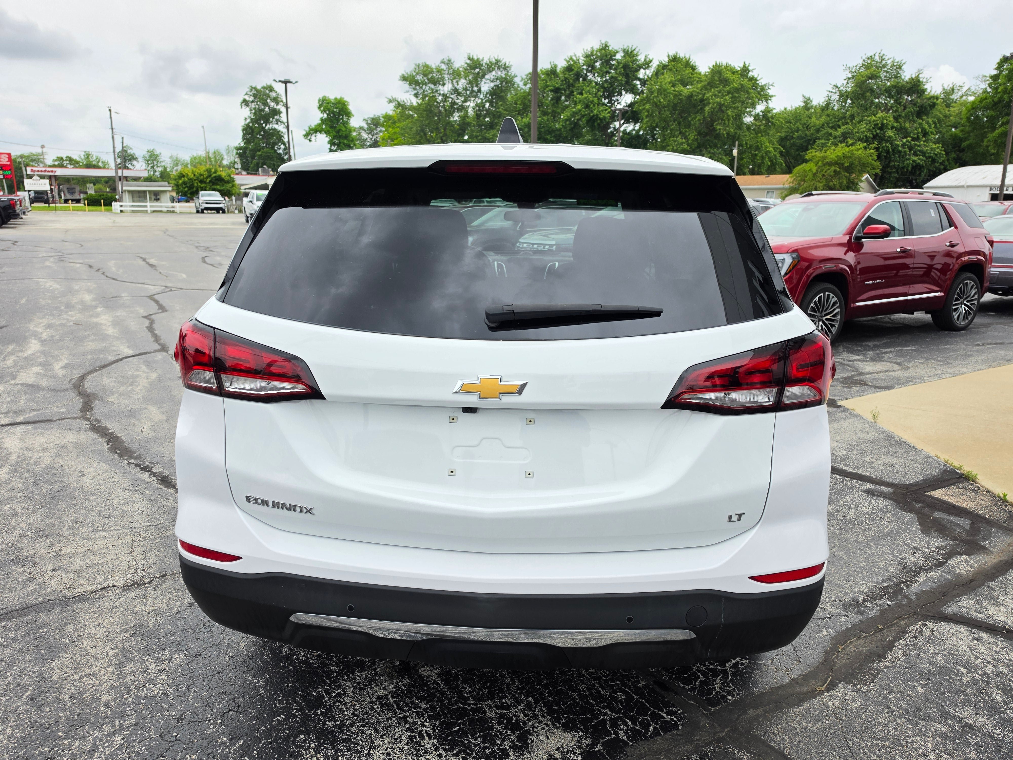 Certified 2024 Chevrolet Equinox LT w/ LPO, Floor Liner Package FWD image 5