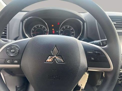 Used 2025 Mitsubishi Outlander Sport ES AWD/4WD image 10