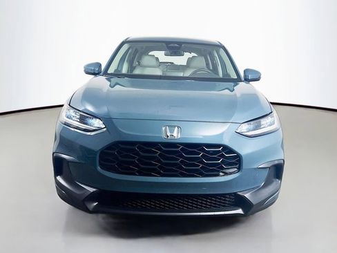 Certified 2024 Honda HR-V LX image 2