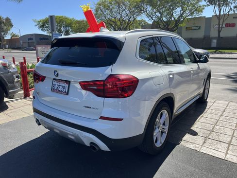 Used 2019 BMW X3 sDrive30i w/ Driving Assistance Package image 9