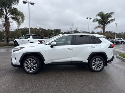 Used 2023 Toyota RAV4 XLE Premium image 2