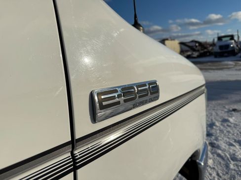 Used 2008 Ford E-350 and Econoline 350 Super Duty RWD image 16