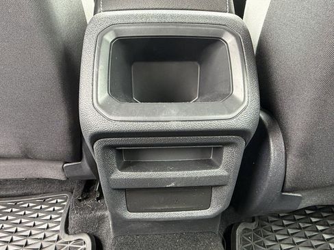 Used 2025 Volkswagen Taos S AWD/4WD image 11