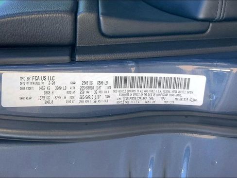 Used 2020 Jeep Grand Cherokee Limited w/ Premium Lighting Group image 14