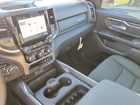 New 2026 RAM 1500 Big Horn AWD/4WD image 13