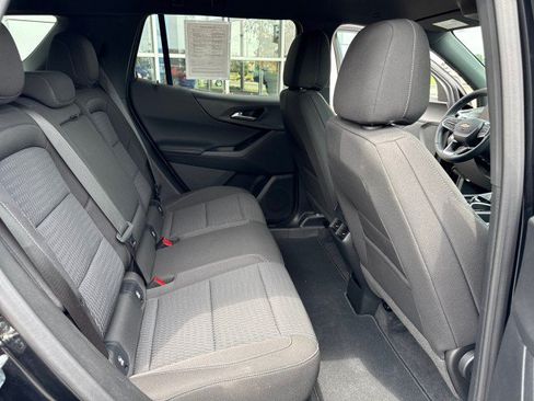 Used 2025 Chevrolet Equinox LT AWD/4WD image 27