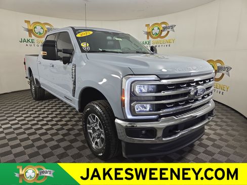 Used 2025 Ford F250 Lariat AWD/4WD image 1