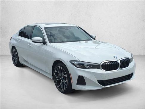 Used 2026 BMW 330i Sedan w/ Convenience Package RWD image 3