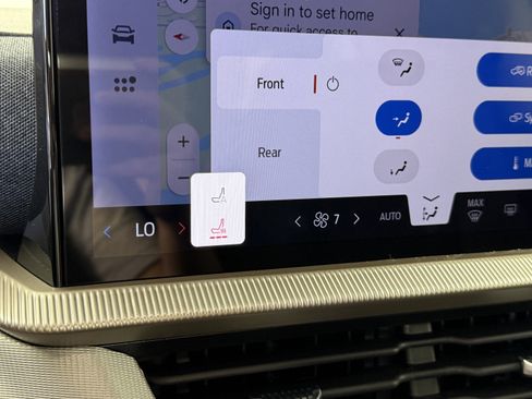 New 2026 Ford Explorer Active RWD image 24