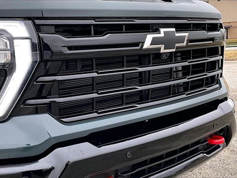 Used 2025 Chevrolet Silverado 2500 LT w/ Trail Boss Package image 29