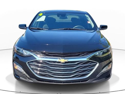 Used 2024 Chevrolet Malibu LT FWD image 2