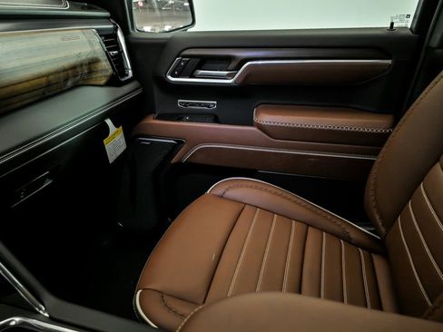 New 2026 GMC Sierra 1500 Denali Ultimate AWD/4WD image 19