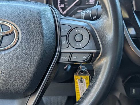 Used 2023 Toyota Camry SE image 12