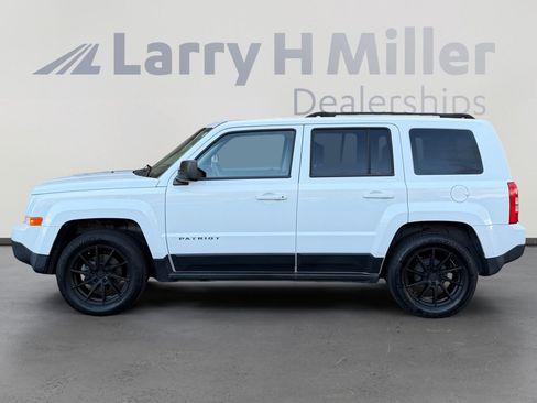 Used 2016 Jeep Patriot Sport w/ Power Value Group image 2