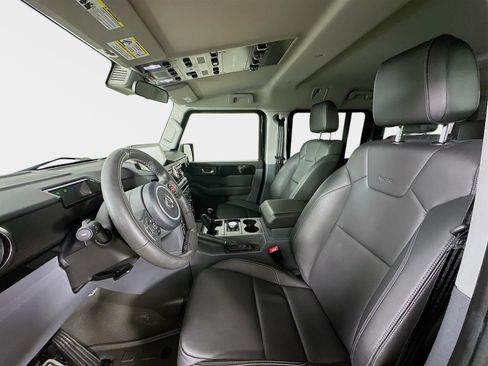 Used 2024 INEOS Grenadier AWD/4WD image 34