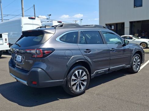 Used 2024 Subaru Outback Limited XT AWD/4WD image 10