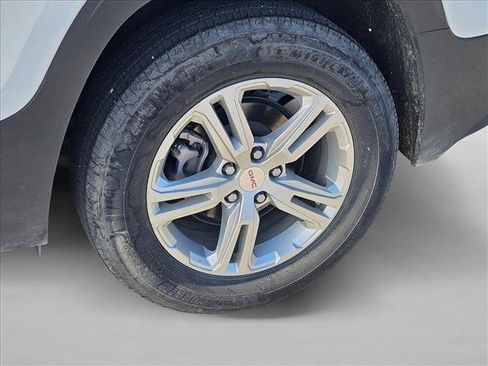 Used 2024 GMC Terrain SLE image 16