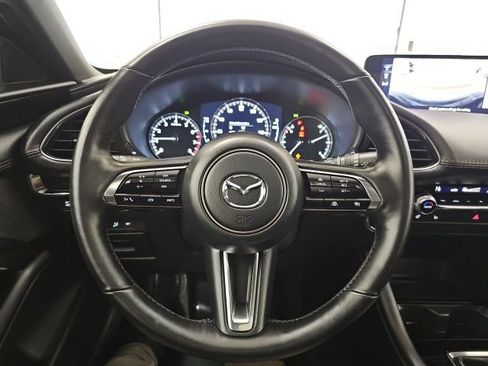 Used 2024 MAZDA MAZDA3 Hatchback w/Premium Plus Pkg image 17