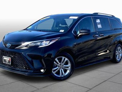 Used 2022 Toyota Sienna XSE w/ XSE Plus Package