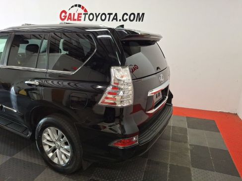 Used 2016 Lexus GX 460 w/ Premium Package AWD/4WD image 7