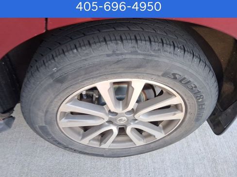 Used 2015 Nissan Pathfinder S image 6