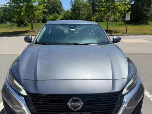 Used 2023 Nissan Altima 2.5 S FWD image 1