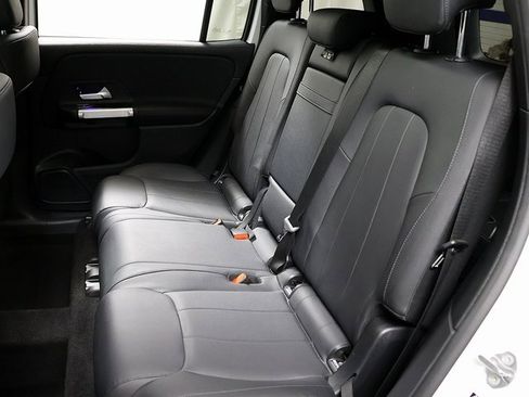 Certified 2023 Mercedes-Benz GLB 250 4MATIC image 12