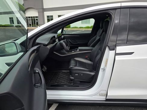 Used 2022 Tesla Model X AWD/4WD image 19
