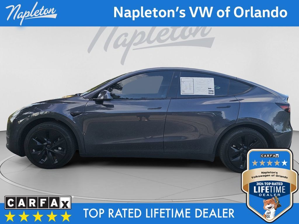Used 2022 Tesla Model Y Long Range AWD/4WD image 2