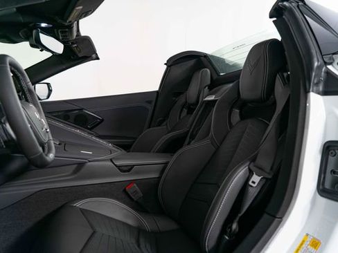 Used 2025 Chevrolet Corvette Z06 w/ Z07 Performance Package image 15