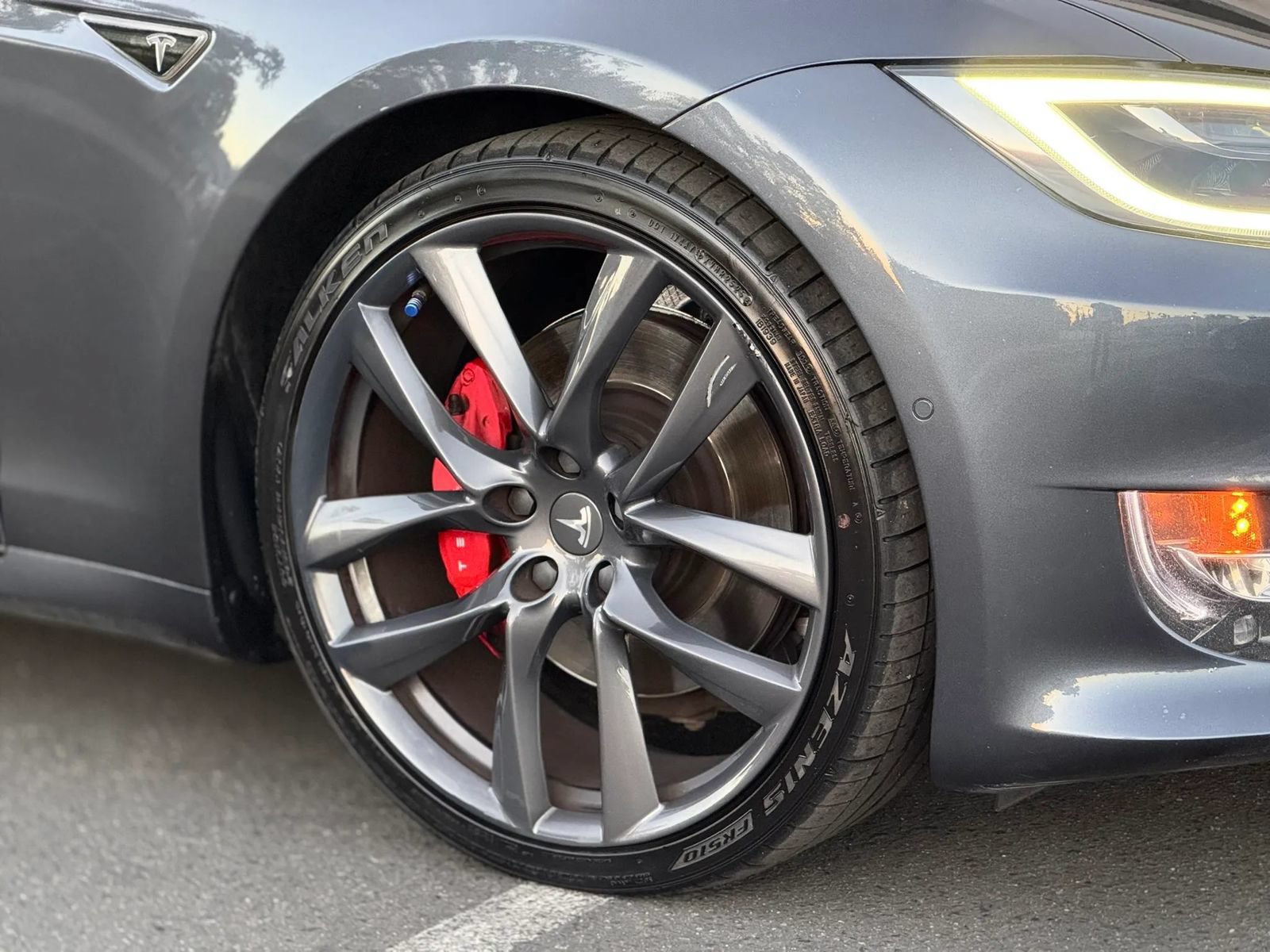Used 2016 Tesla Model S P90D AWD/4WD image 9