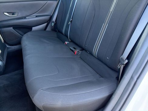 Used 2023 Hyundai Elantra SEL FWD image 20