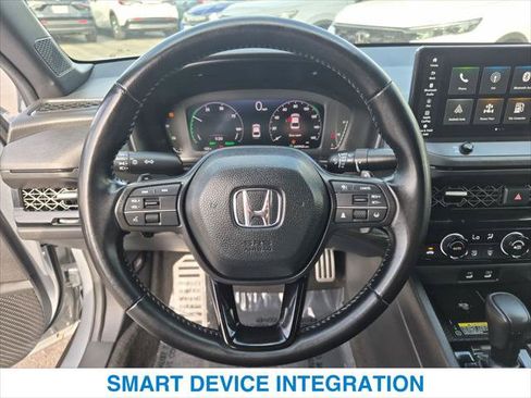Used 2025 Honda Accord Sport image 15