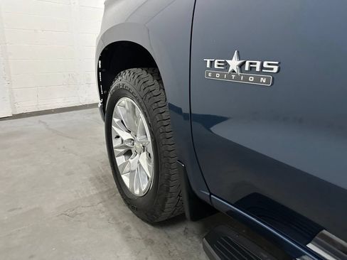 Used 2019 Chevrolet Silverado 1500 LTZ w/ LTZ Texas Edition RWD image 21